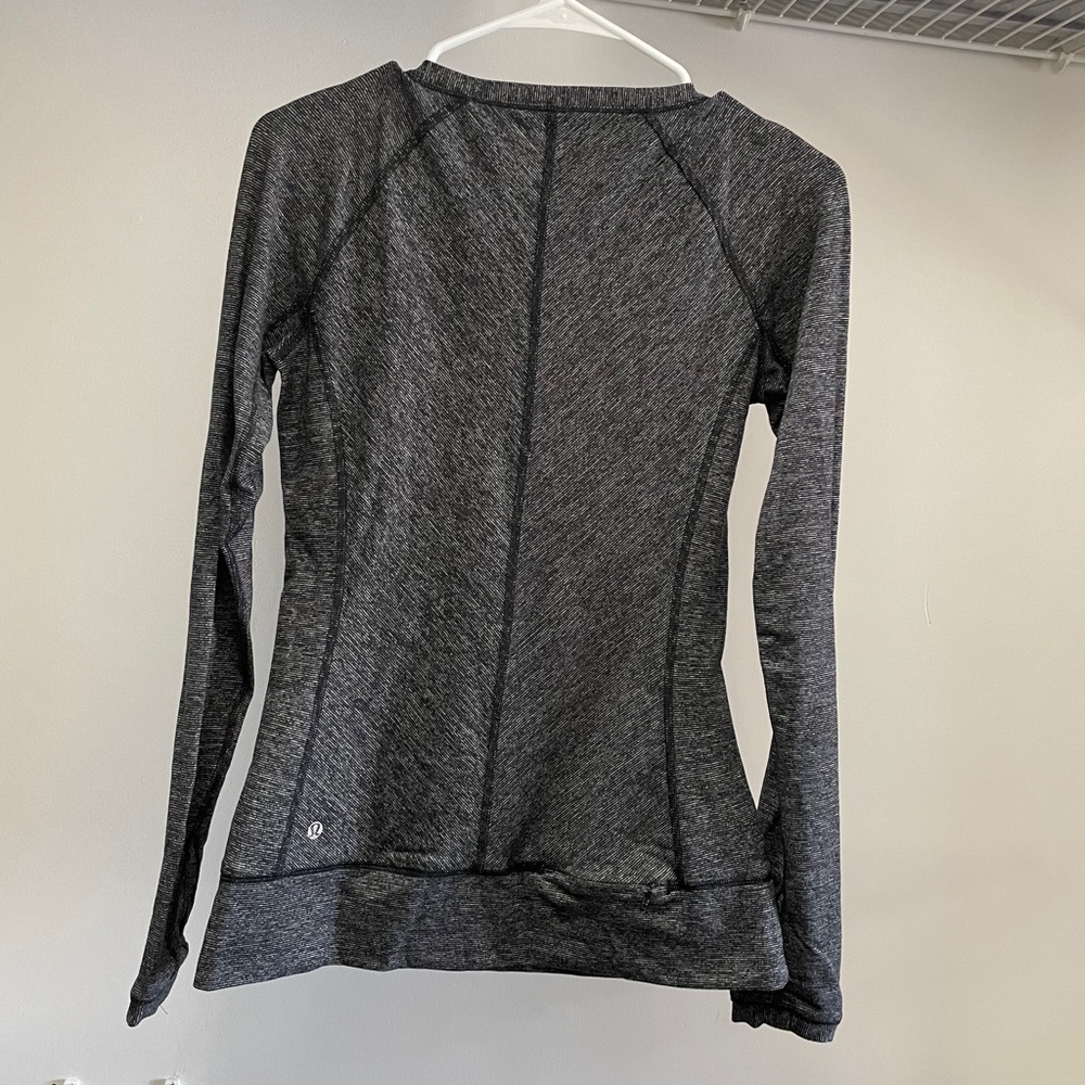 Lululemon Long Sleeve Workout Top